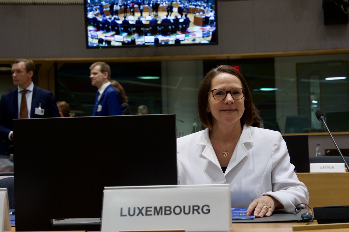 At today‘s #Defence Foreign Affairs Council #FAC, 🇱🇺Minister @Yuriko_Backes emphasised that Luxembourg will continue to support Ukraine. Regarding EU defence readiness, she endorsed the ambition of a stronger Defence Union, with the @EUDefenceAgency as an intergovernmental nexus.