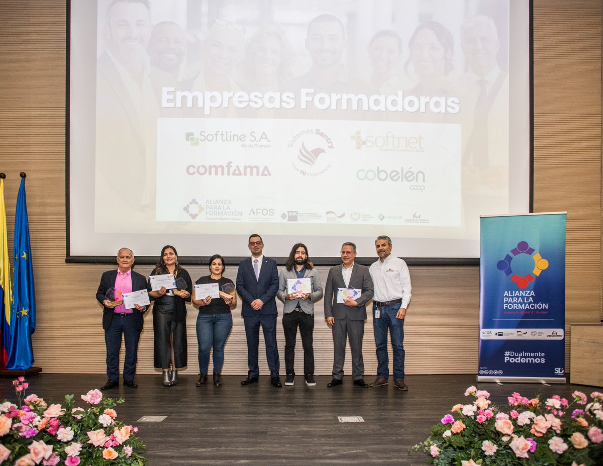 Alianza para la Formación tweet media