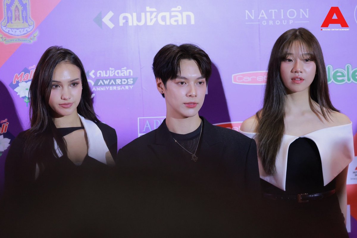 “เป็นต่อ-ลิซซ่า-ชาช่า” ร่วมเดิน Red​ Carpet งานประกาศรางวัลสุดยิ่งใหญ่ในรอบ 20 ปี ในงาน “คมชัดลึกอวอร์ด” ครั้งที่ 20   

#PentorJeerapat #PentorJrp
#ลิซซ่า #ลิซซ่าเมริซ่า #LISSA #MelissaAnnWonson
#ชาช่ากนกรักษ์ #ชาช่า #ChachaKanokrak
#CHACHA 
#20thKomchadluekAwards