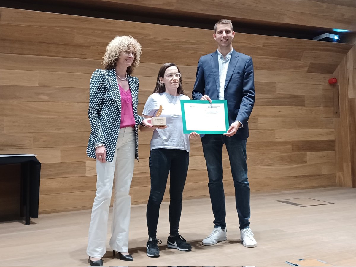 Comença el lliurament dels Premis Literaris 2024 de la #UAB i l'Ajuntament de Cerdanyola del Vallès:
✅ 🏆Narrativa Breu per a Joves Caterina Albert ➡  Carla Clúa <a href="/Cerdanyola/">Cerdanyola</a> <a href="/PublicacionsUAB/">Publicacions UAB</a>