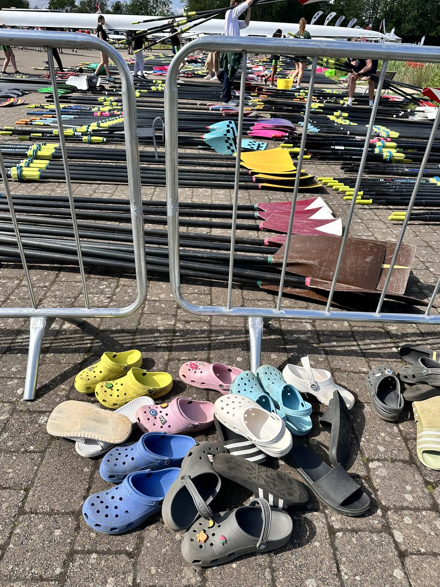 Great sign of a Regatta …. 😉
#Rcuk  #swiftracingboats