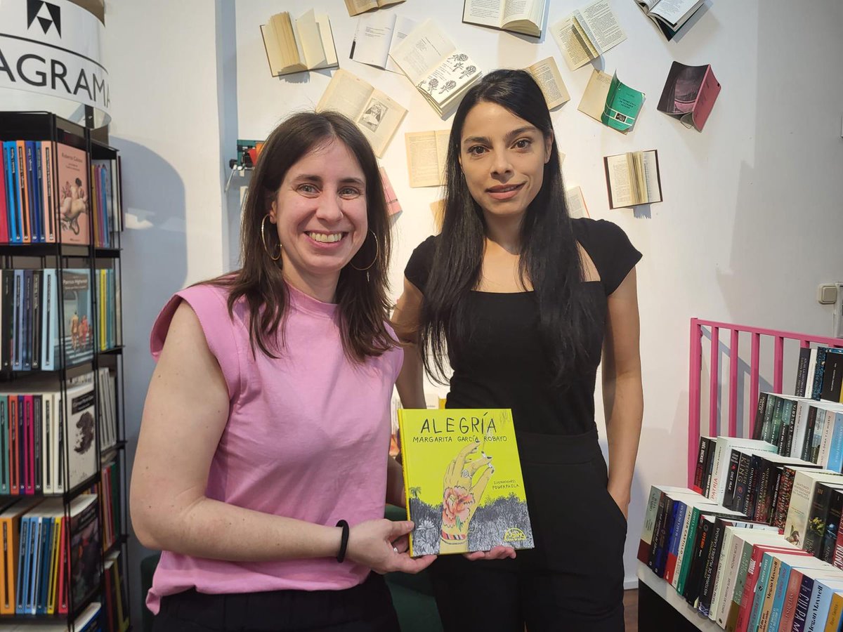 Editorial Páginas de Espuma tweet media