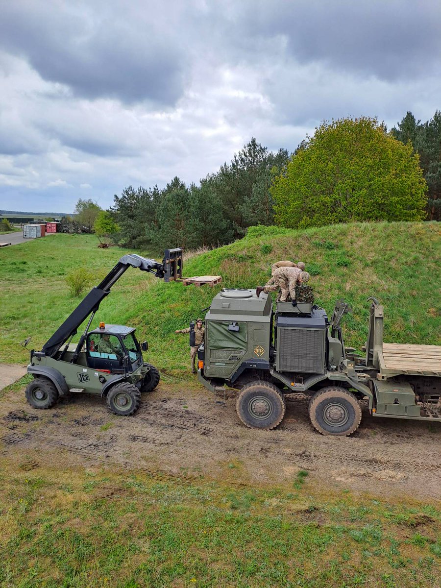 4 Regiment RLC tweet media