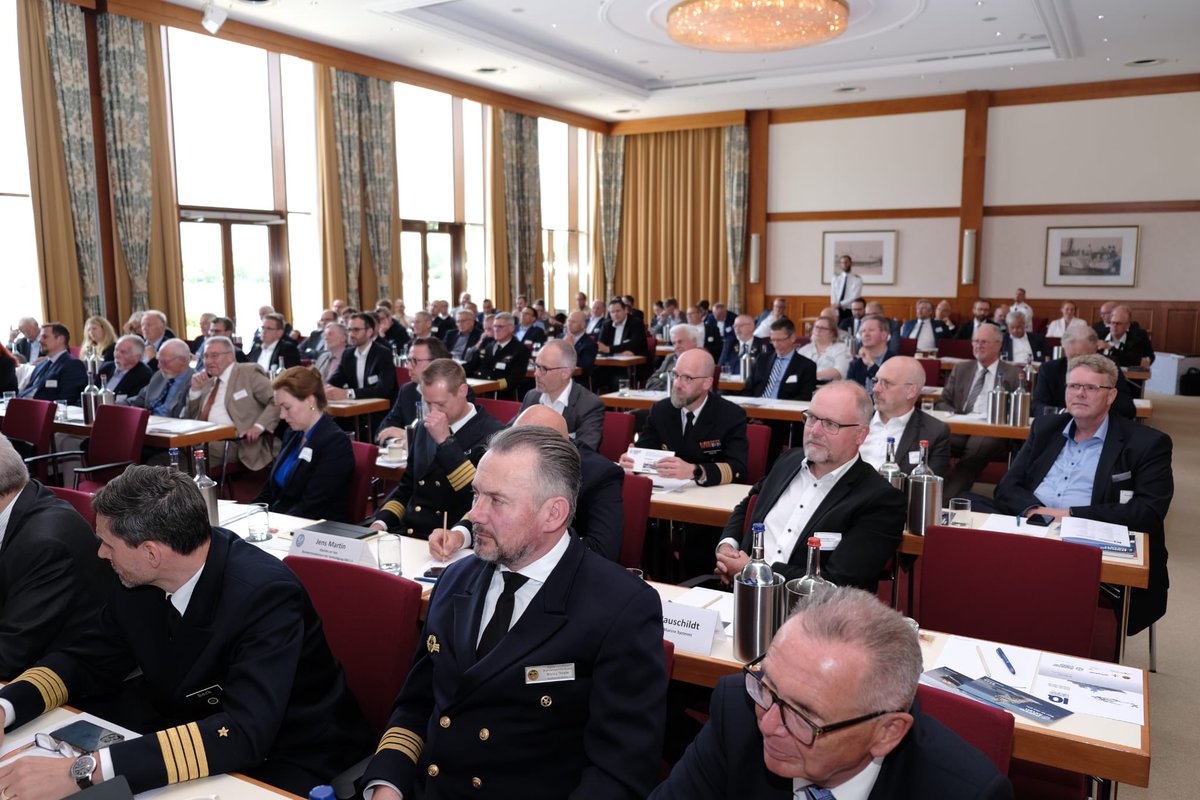 10. Maritimes Kolloquium Wilhelmshaven - „Gewinnen müssen: Die neuen Prinzipien der Marinerüstung“

Spannende Themen!