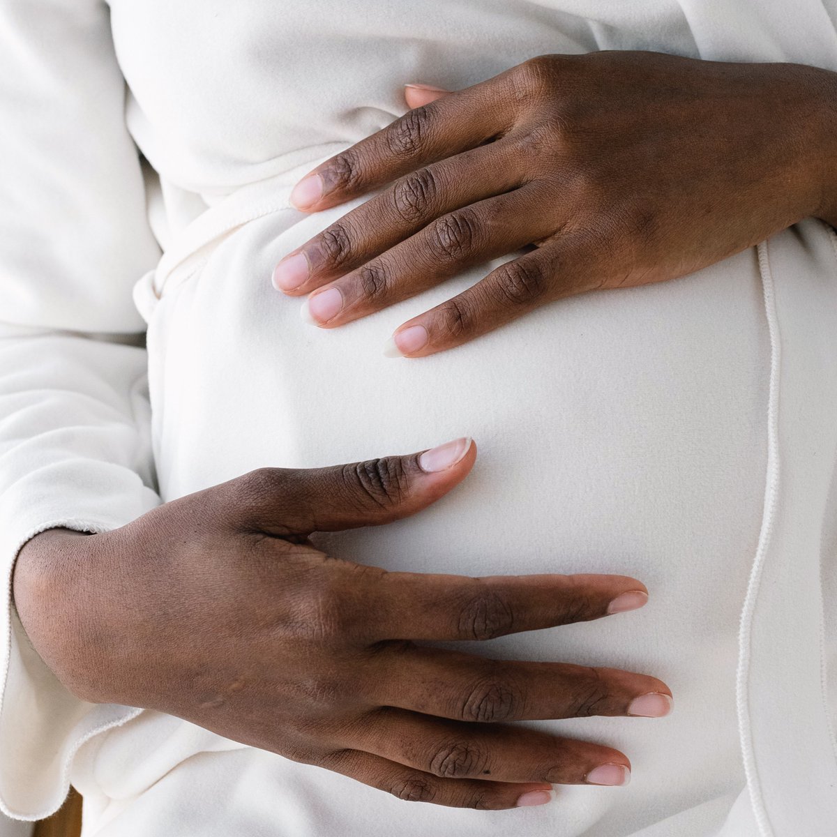 Zum Intern. #TagderFrauengesundheit weist die Landesfrauenbeauftragte auf die besonderen Problemlagen für geflüchtete und migrantische #Frauen ohne ausreichende Kenntnisse in deutscher Sprache im Hinblick auf die Gesundheit rund um die Geburt hin:➡️shorturl.at/DtNcM