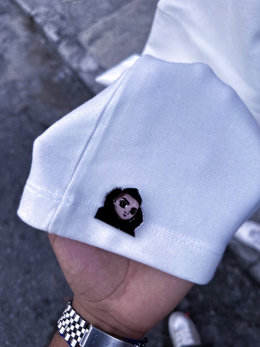 JoztanSSJ's tweet photo. Hola!
Les presento las #RFL 👕 inspiradas en mi nueva canción! Tenía muchas ganas de hacer algo para el publico y bueno se hizo posible, son piezas limitadas 

Interesad@s en adquirir pueden escribirme al DM. https://t.co/pniqT9PDXp