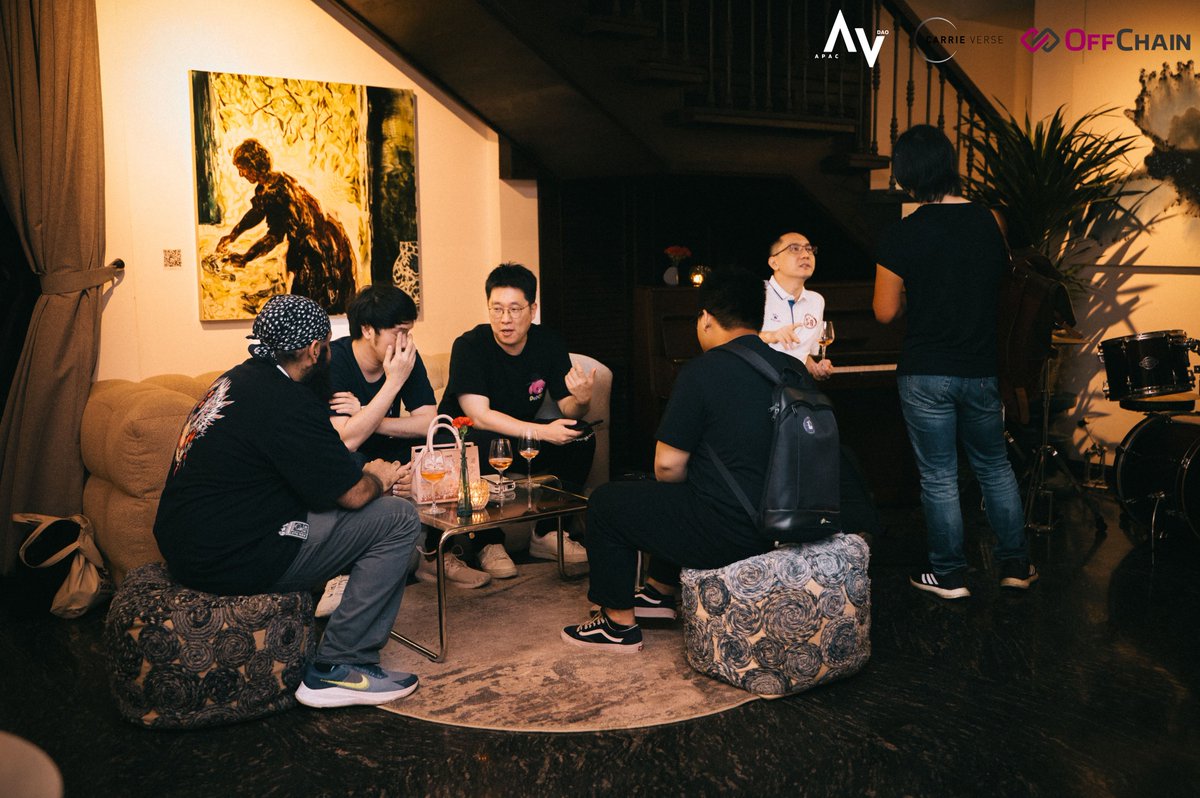 OffChainSaigon's tweet photo. 🎉 Calling all gaming enthusiasts, creators, and Web3 degens! Proudly backed by Web3 leaders: Carriverse, Dedo112, OffChain Global, and APAC DAO. See you there!
🗓️ June 17, 2023
📍 10 Nguyen Dang Giai, Thao Dien, Thu Duc
#Carriverse #BUIDLVietnam2023 #Web3 #Metaverse #Gaming #NFT https://t.co/UAsZBMQlsL