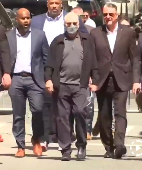 Robert DeNiro being trotted out in 2024 to try and sway voters might be the most cringy and gay ass move in the history of politics. This dumb bitch showed up wearing an N95 mask OUTDOORS on an 80 degree spring day in New York City. Someone get grandpa a Worthers and a nap.