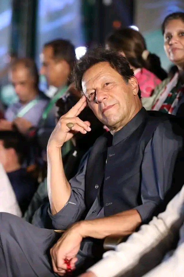 ALI WRITES ✍️ tweet media