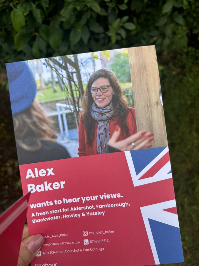 A hugely positive response in Aldershot for the wonderful @Ms_Alex_Baker 

I met a number of voters switching to Labour for the first time 🌹