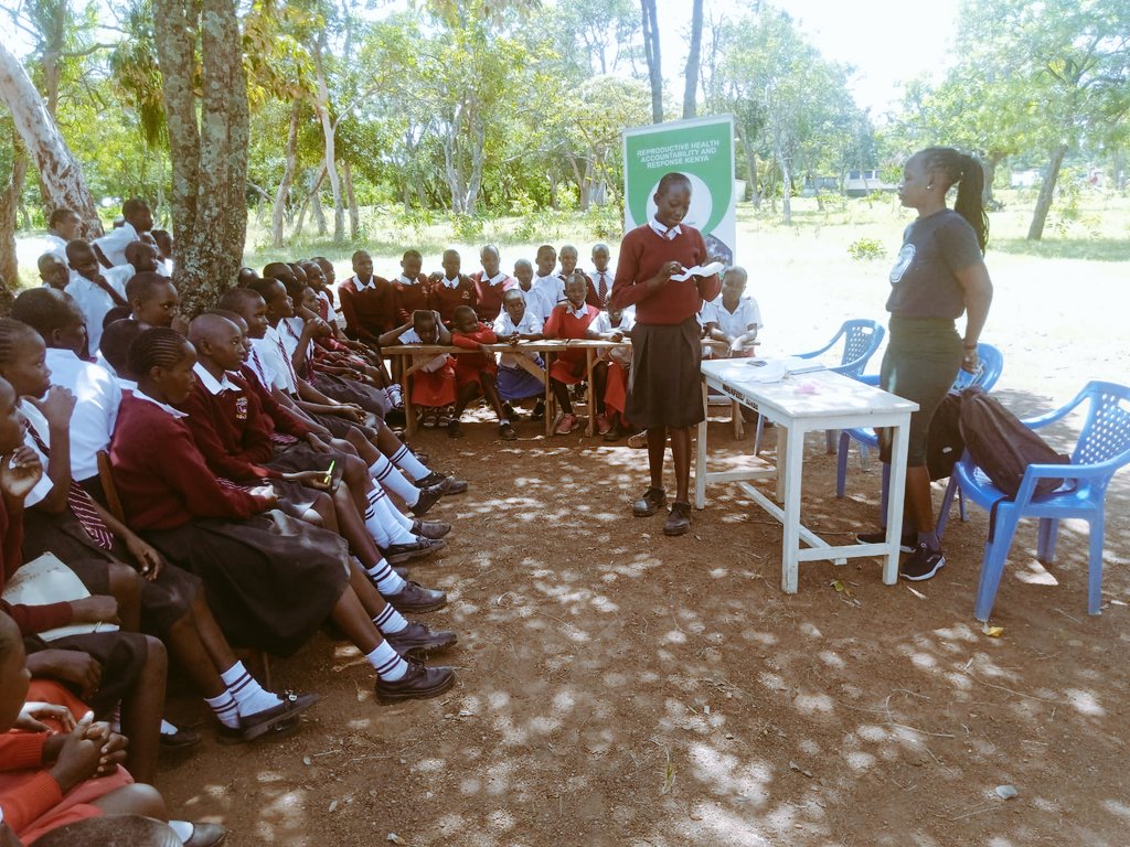 RHARK7's tweet photo. #MH2024, schools offer the most common learning Environment for children &amp; so the learners can be taught that #Menstrual is normal to break #Menstrualstigma,supported to access #MH resources so as to encourage #MenstrualHygiene
@TICAH_KE @MeTAKenya2018 @SiayaNetwork @Nimechanuka https://t.co/KmQ7HsNtzK