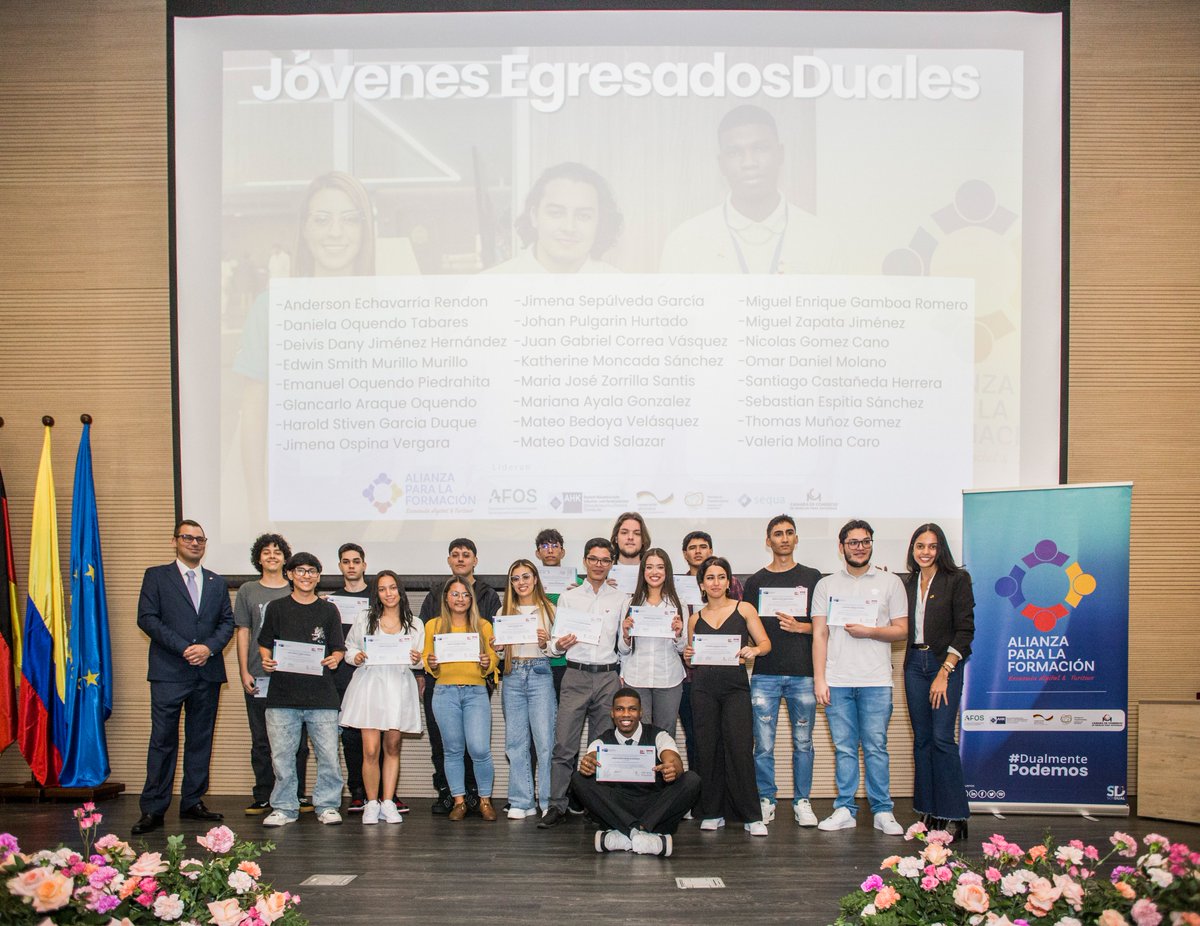 Alianza para la Formación tweet media