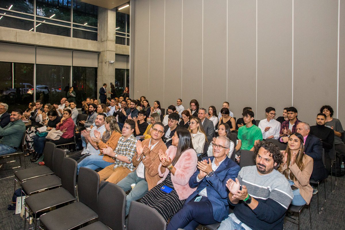Alianza para la Formación tweet media