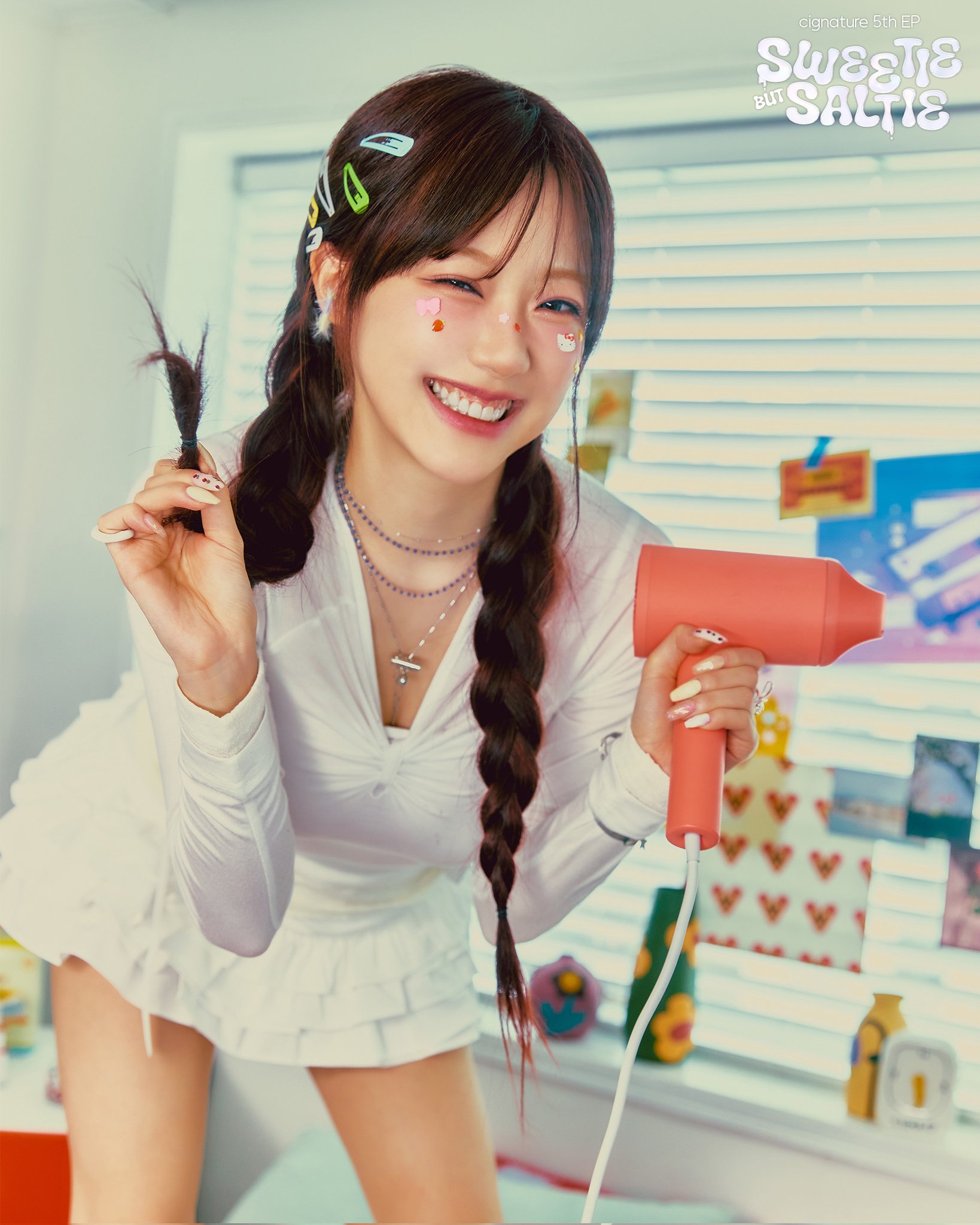 GOrKl3QawAAEflc?format=jpg&name=large