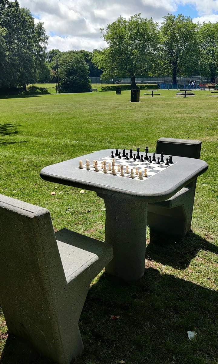 haringeycouncil's tweet photo. βοΈ Check-mate this out! βοΈ
We're going to be installing fabulous #chess tables in #DuckettsCommon, #FinsburyPark & #LordshipRec this summer as part of a project partly funded by the Levelling Up #Parks Fund.
Know your way around the board?
Prove you're the King/Queen of the π°! https://t.co/s3R3aD7r6o