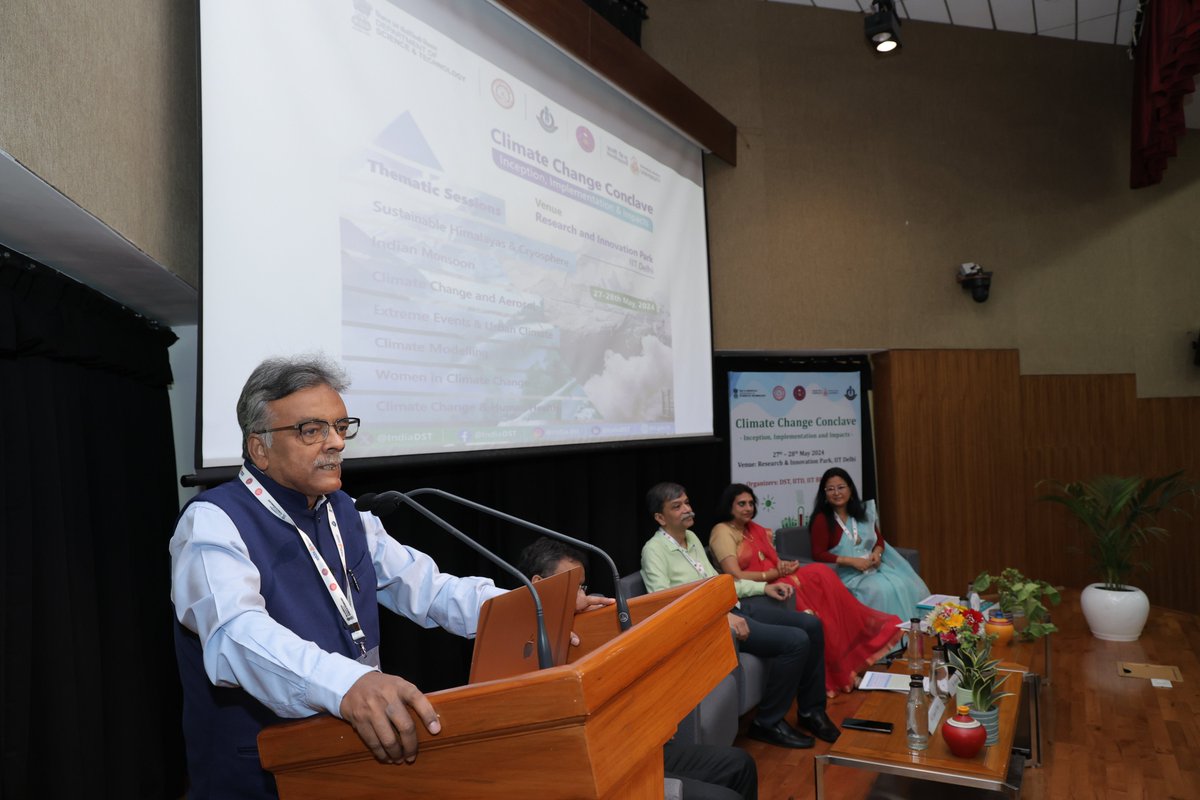 Dr @guptaakhilesh63, Sr Advisor @IndiaDST, dwelled upon inception & evolution of DST’s Climate Change Prog, interventions DST brought about in National Actions Plan for Climate Change & process of developing & mentoring climate change science& adaption R&D progs all over country.