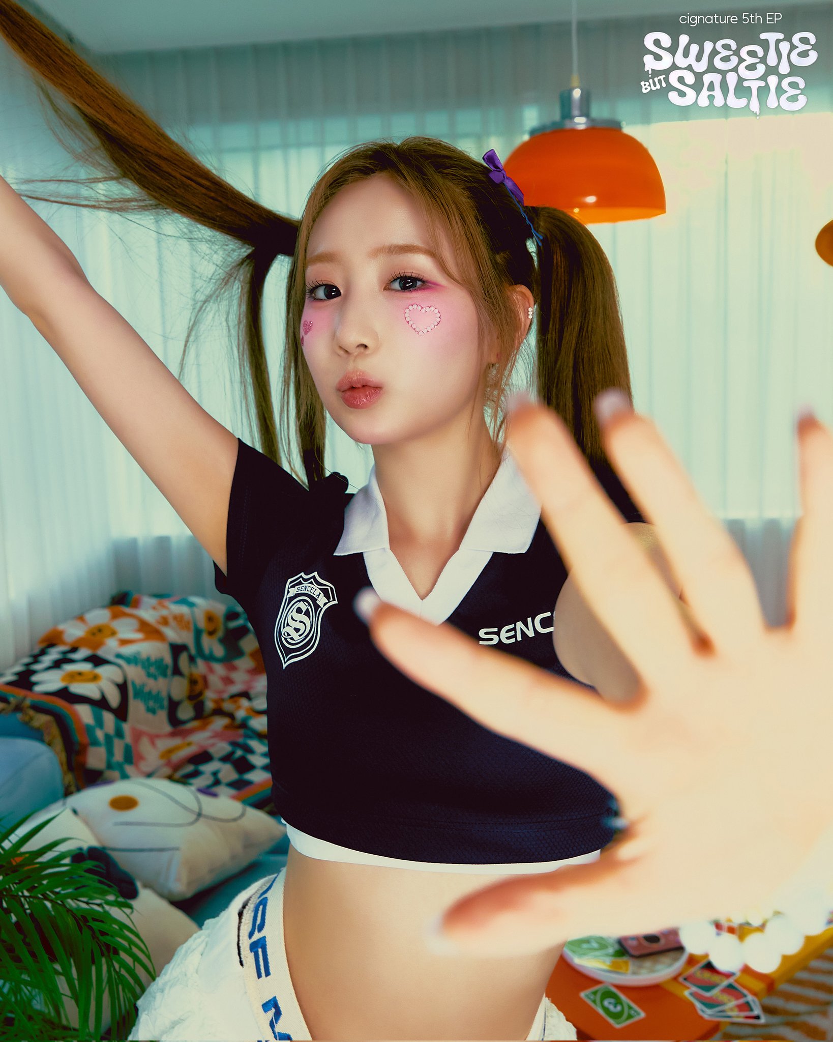 GOrKxamaIAAsNff?format=jpg&name=large