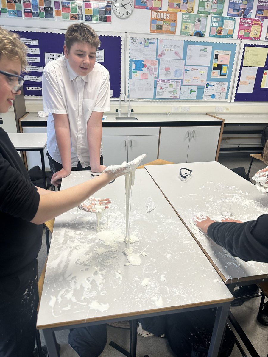 Boness_Science's tweet photo. Final period with my S2 Physicists investigating non Newtonian fluid π§ͺ#messyscience @Boness_Academy https://t.co/8EoyZEo3cb