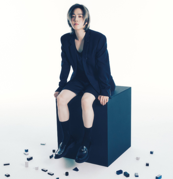AboutMusicYT's tweet photo. EXO's Suho in a new set of photos for '점선면 (1 to 3)'. https://t.co/Xr30ZGIHh4