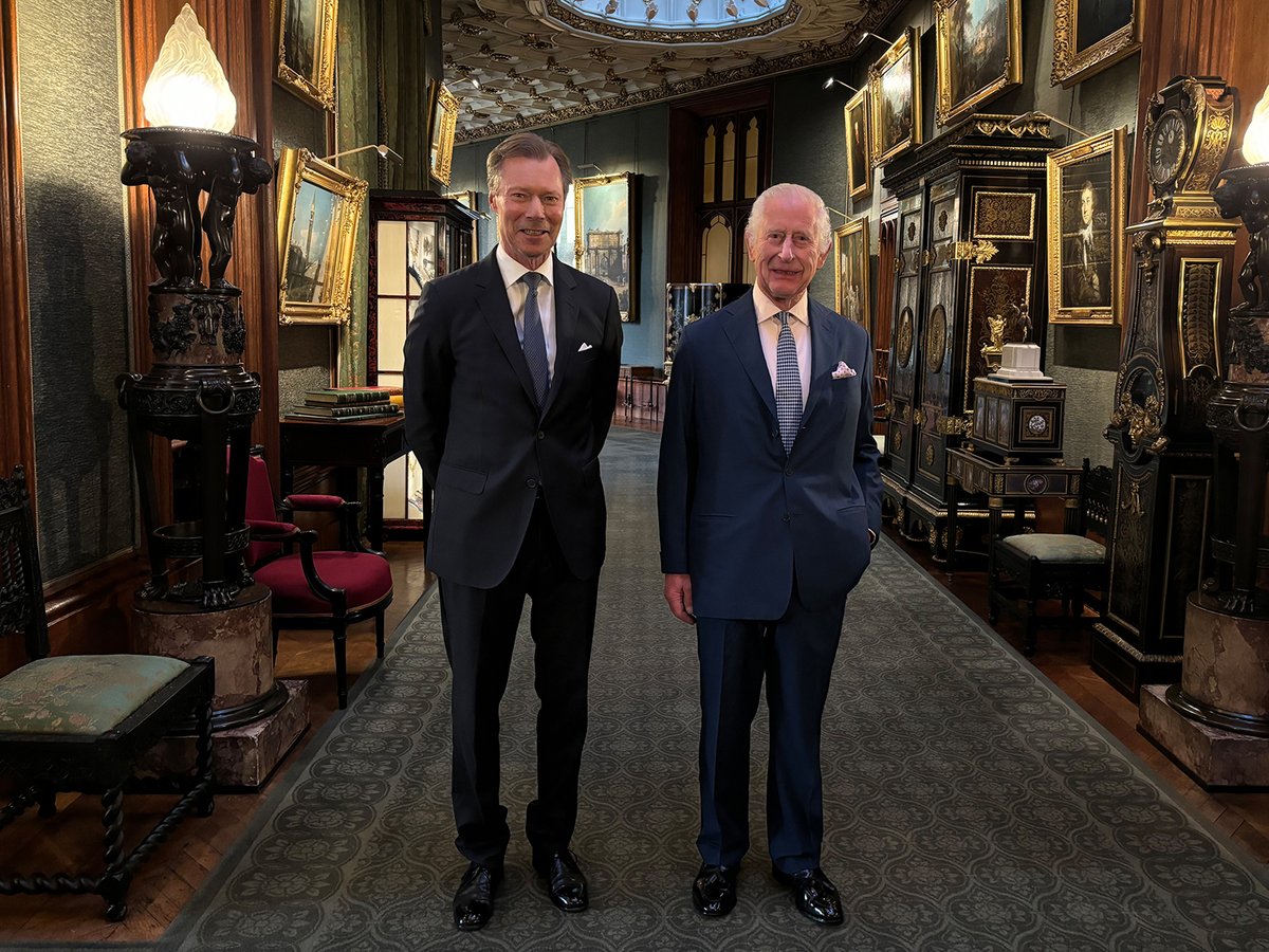 🇱🇺🇬🇧 During a short stay in England, HRH the #GrandDuke was received, on Monday, by HM #KingCharles III for a dinner at #WindsorCastle. © Buckingham Palace