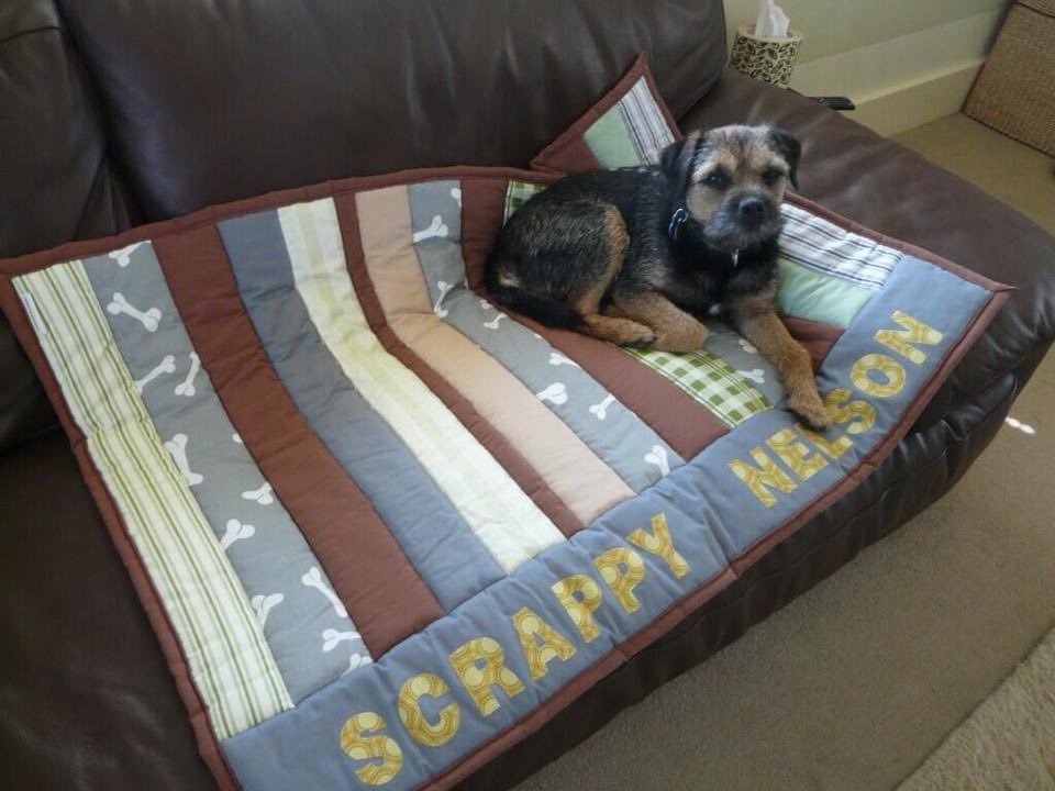 Look pals, 11 years ago today I joined the #QuiltyClub from @ArchieThePatti at Craft Hill Artisans. I still have my quilty and it’s had a few repairs. I hope to get a new one one day ❤️🥰❤️ #ScrappyNelson #throwback #memories #btposse #TuesdayMemories
