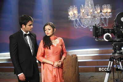 astheteabrews's tweet photo. A show that can NEVER be forgotten...a love story that remains unparalleled...performances that touched the heart forever...chemistry that defined an era.... ✨

MADHUBALA..ahaan! 😉

#12YrsOfClassicMEIEJ 
12 Yrs Of Golden Rishbala

#DrashtiDhami #VivianDsena
#MEIEJ 
#Rishbala https://t.co/bRKGEaVscY