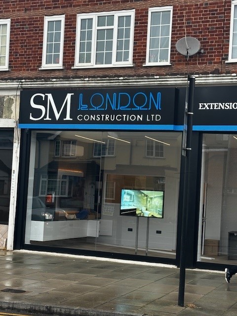 DigitalOffice5's tweet photo. Installation At SM Construction LTD 

✅49" High Bright Screen On Dual Chrome https://t.co/qDchDE3GSt