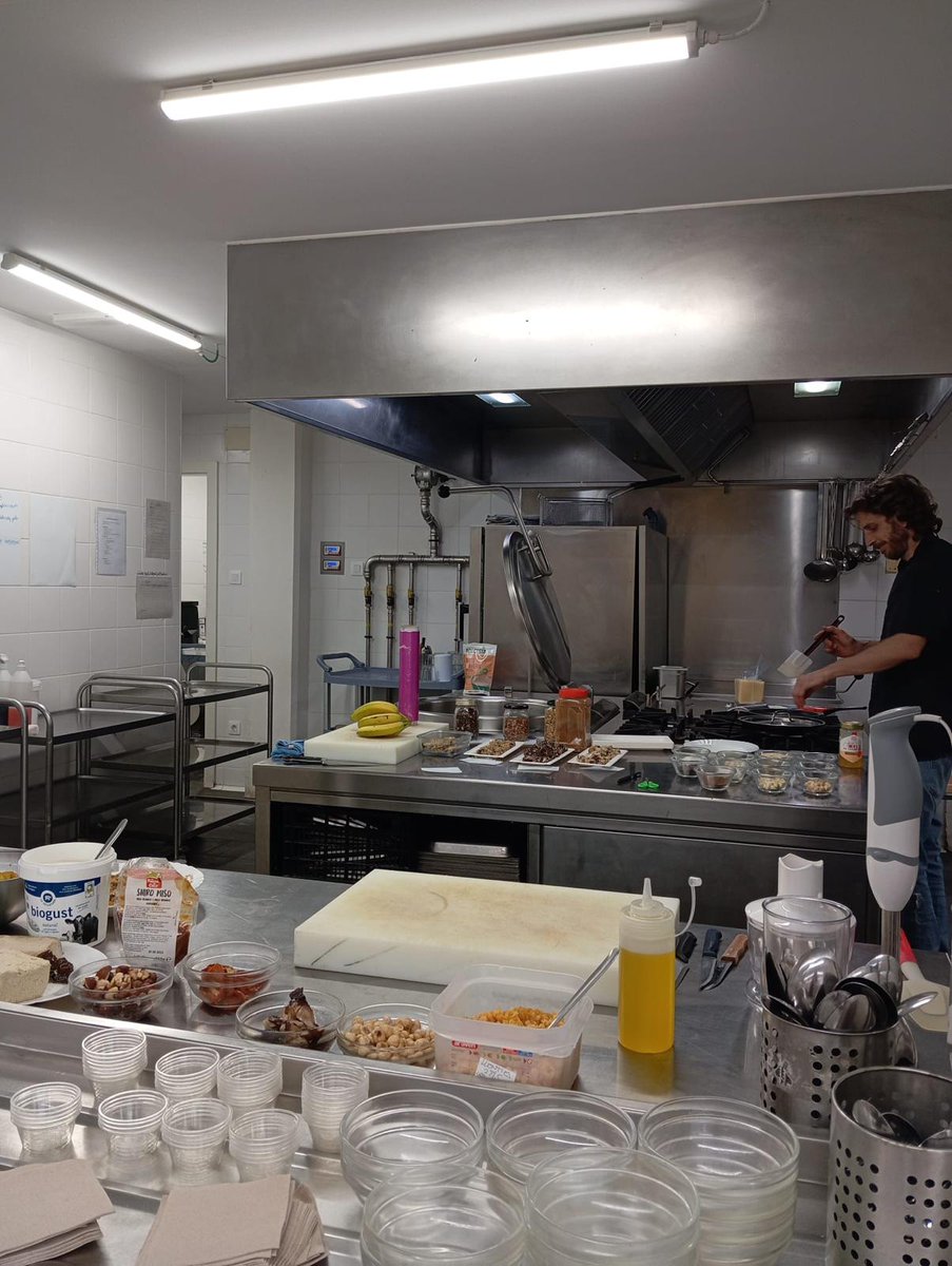 En marxa el Taller Esmorzars i alimentació saludables amb #LaXupxup_cuinaescolar.