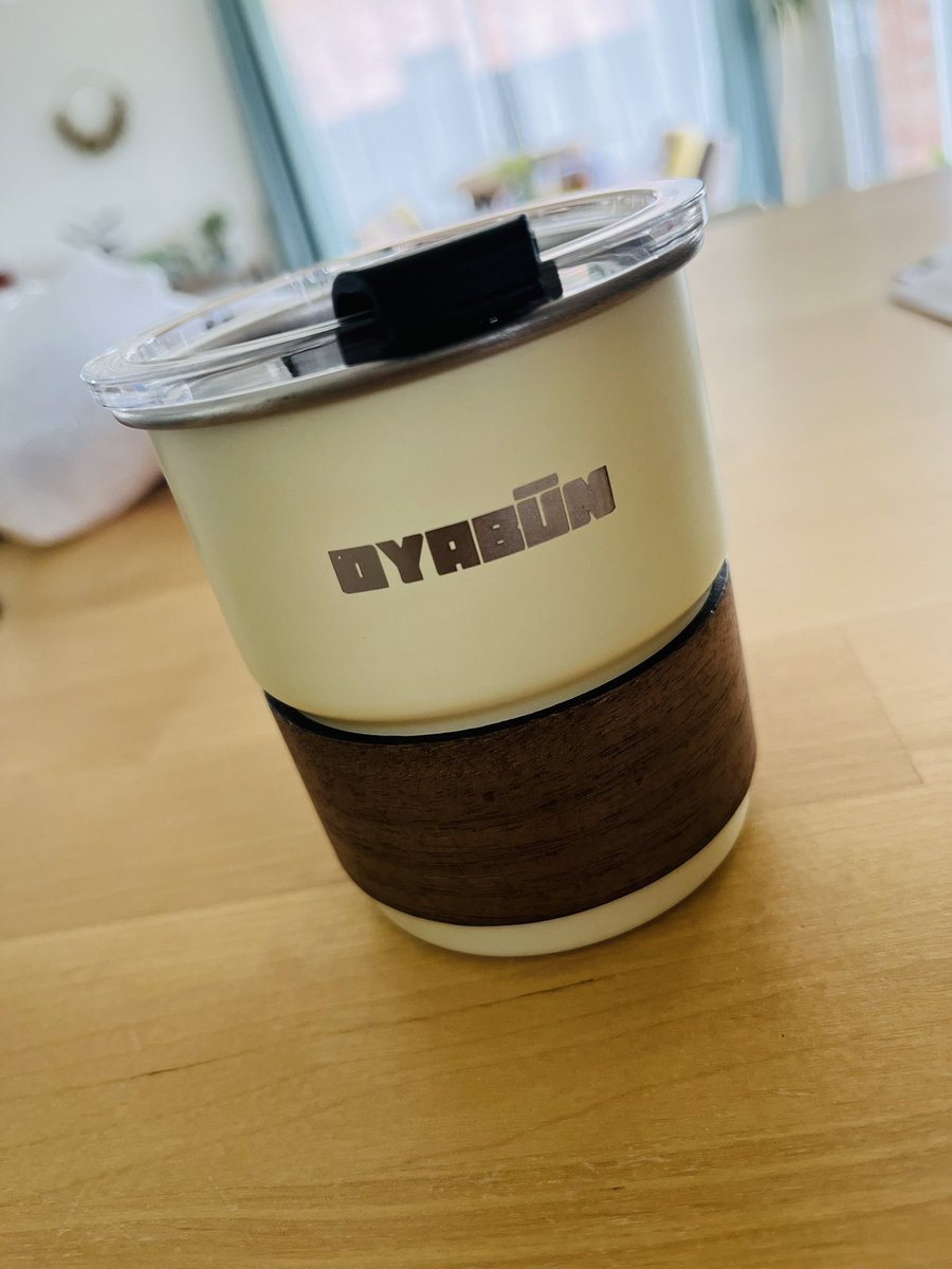 After an epic fight in @OyabunGame , the best recovery? Sipping tea from  a custom mug! ☕️🤘💥 #FightToEarn #GamerLife #healthy 

Together: Walk, Earn, Thrive. #MoveToEarn
