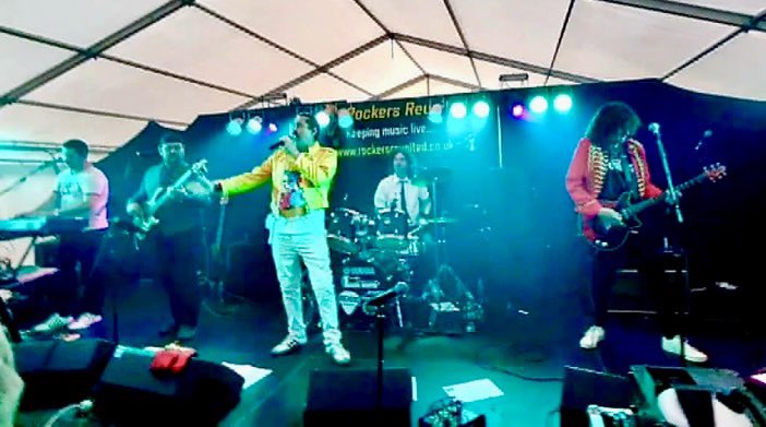 _Queenesque's tweet image. WinsterFest. Matlock, Derbyshire. 24/5/24.
What a wonderful festival. Great weather, fantastic crowd.
Thank you for having us.
And a nice return to have Dan stand in on bass.
(Pictures by Dawn Mulgrew/Julie Booth)
@OIQFC @QueenWillRock