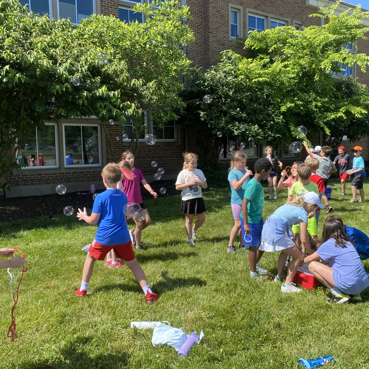 Kickball and playground play and now onto bubbles and popsicles to cool off! #IHPromise #BeBrave @IHElementary @IHSchools