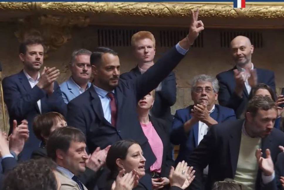 🇵🇸 Et au passage, @sebastiendelogu a fait renaître un court instant la #NUPES à l’Assemblée nationale ! 😅

En effet, aucun député de la NUPES, même ceux qui ont justifié la rupture à cause du bruit et des prétendus « coups d’éclat des insoumis » n’a osé voter pour sa sanction.