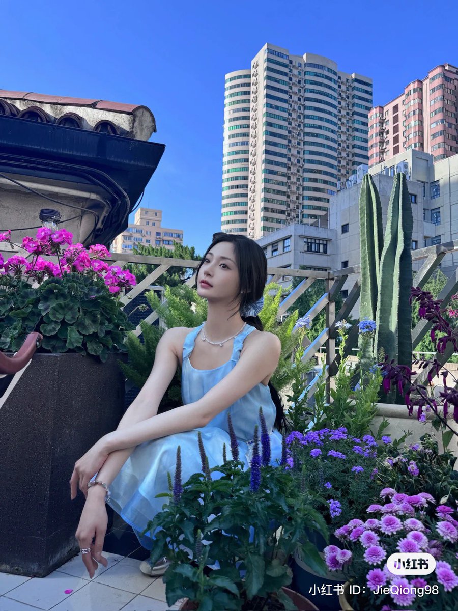 #ZhouJieqiong updates Xiaohongshu