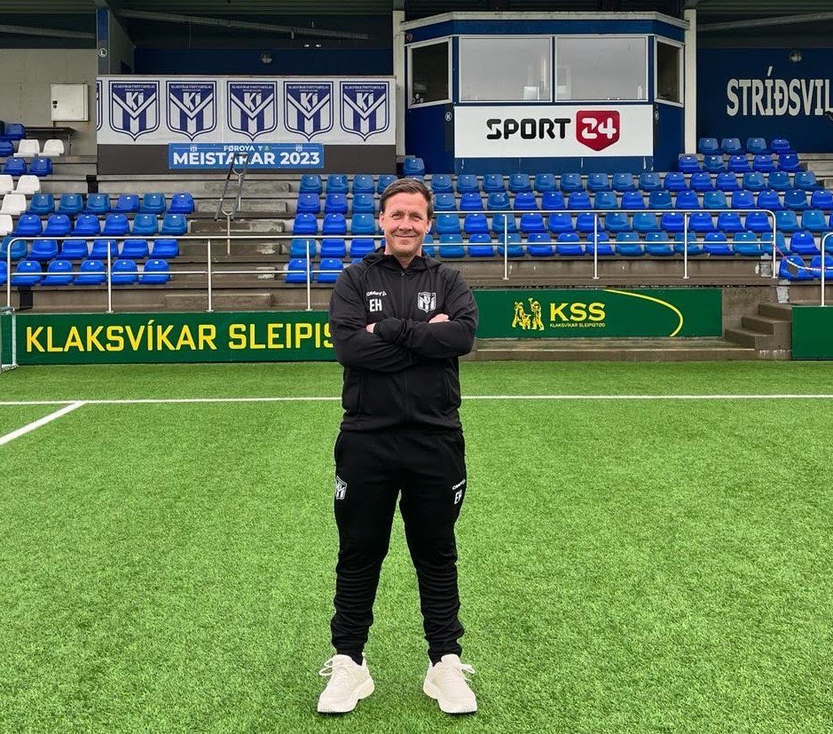 KÍ are working on hiring Espen Haug (48) as Head Coach.

Haug has been the interim HC since KÍ fired Haakon Lunov. Six wins in six matches is enough for him to be promoted. 

The main problem is that Haug does not have the A-Licence. A requirement in the Faroese league.