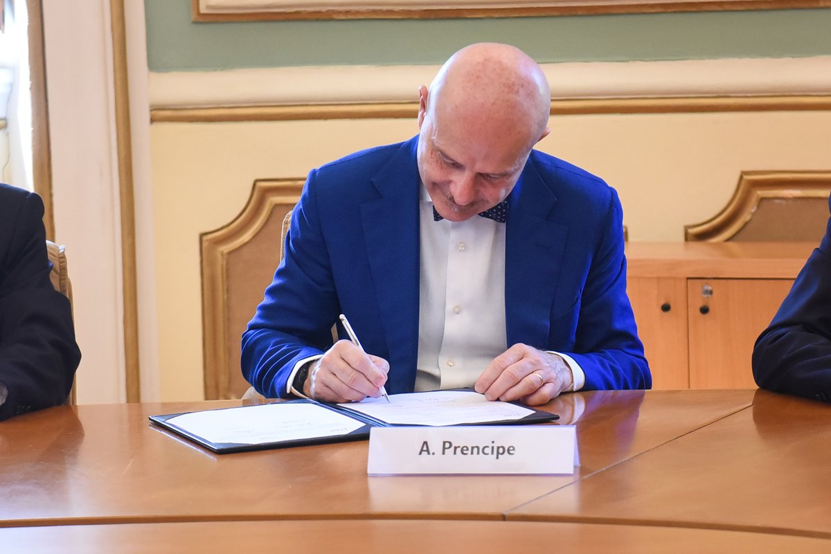 Luiss Guido Carli (@uniluiss) on Twitter photo #Luiss and <a href="/EcamCouncil/">Ecam Council</a> signed an agreement today at the Viale Pola Campus, aiming to develop new educational activities and employability opportunities for students from Mediterranean countries.
Here are some moments captured during the signing ceremony 📷 #Luiss and <a href="/EcamCouncil/">Ecam Council</a> signed an agreement today at the Viale Pola Campus, aiming to develop new educational activities and employability opportunities for students from Mediterranean countries.
Here are some moments captured during the signing ceremony 📷