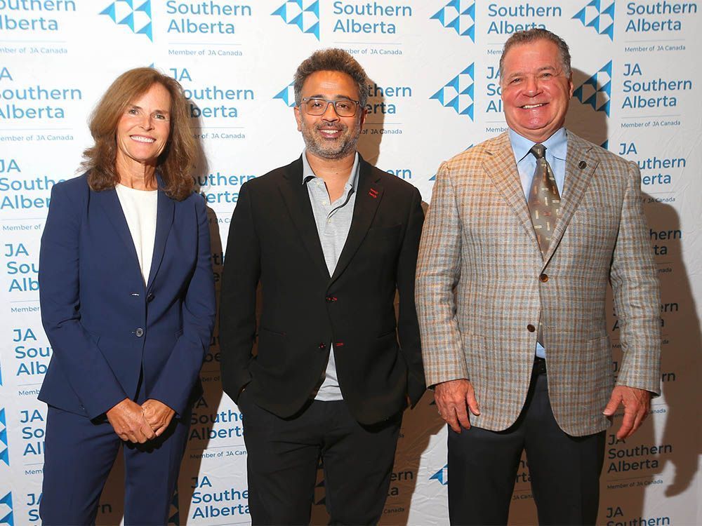 Three southern Albertans inducted into Alberta Business Hall of Fame #yyc #yycbiz calgarysun.com/business/local…