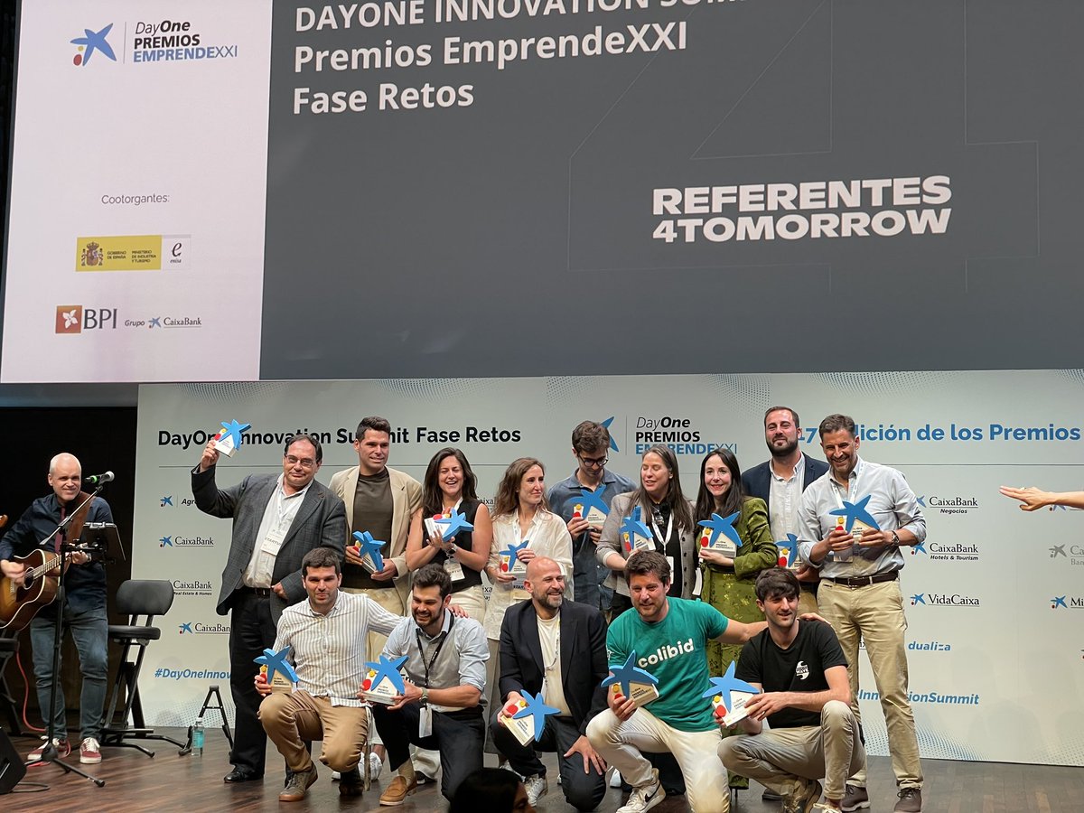 🔝Un año más lo hemos conseguido, gracias a todos por acompañarnos en este camino apoyando a toda la innovación del ecosistema emprendedor nacional. Terminamos esta fase final de Retos #PremiosEmprendeXXI de esta 17 edición. Enhorabuena a todas las startups presentadas!🥳🎉@enisa