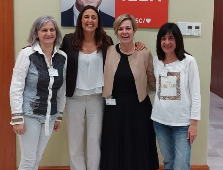 FcafaT's tweet photo. 1/2 Ens hem reunit al Parlament de Catalunya amb @eniubo de @socialistes_cat per abordar la situació actual dels estudiants que tenen algun tipus de trastorn d'aprenentatge o de neurodesenvolupament. 
👇👇👇 https://t.co/KdUDujjIgI