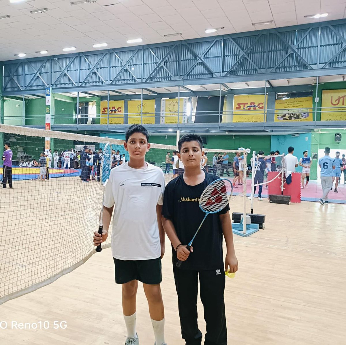 Congratulations to Cadet Anuj Jasrotia of 4 J&K Bn (MSK School, Rajbagh) for winning silver medal 🥈 in badminton at Sanyukta Bhartiya Khel Foundation National Games held in Jammu! Your hard work & dedication are truly inspiring! @SpokespersonMoD @BhartiyaSbkf @SBK_Foundation