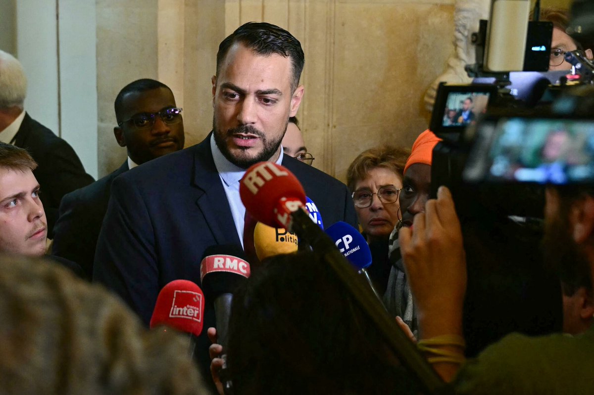 Sébastien Delogu, le député insoumis qui a brandi un drapeau palestinien à l’Assemblée, se présente comme un «lanceur d’alerte local» Cet ancien chauffeur de taxi, qui a grandi à Marseille, est un adepte des actions coups de poing Portrait ➡️ l.leparisien.fr/sMeJ