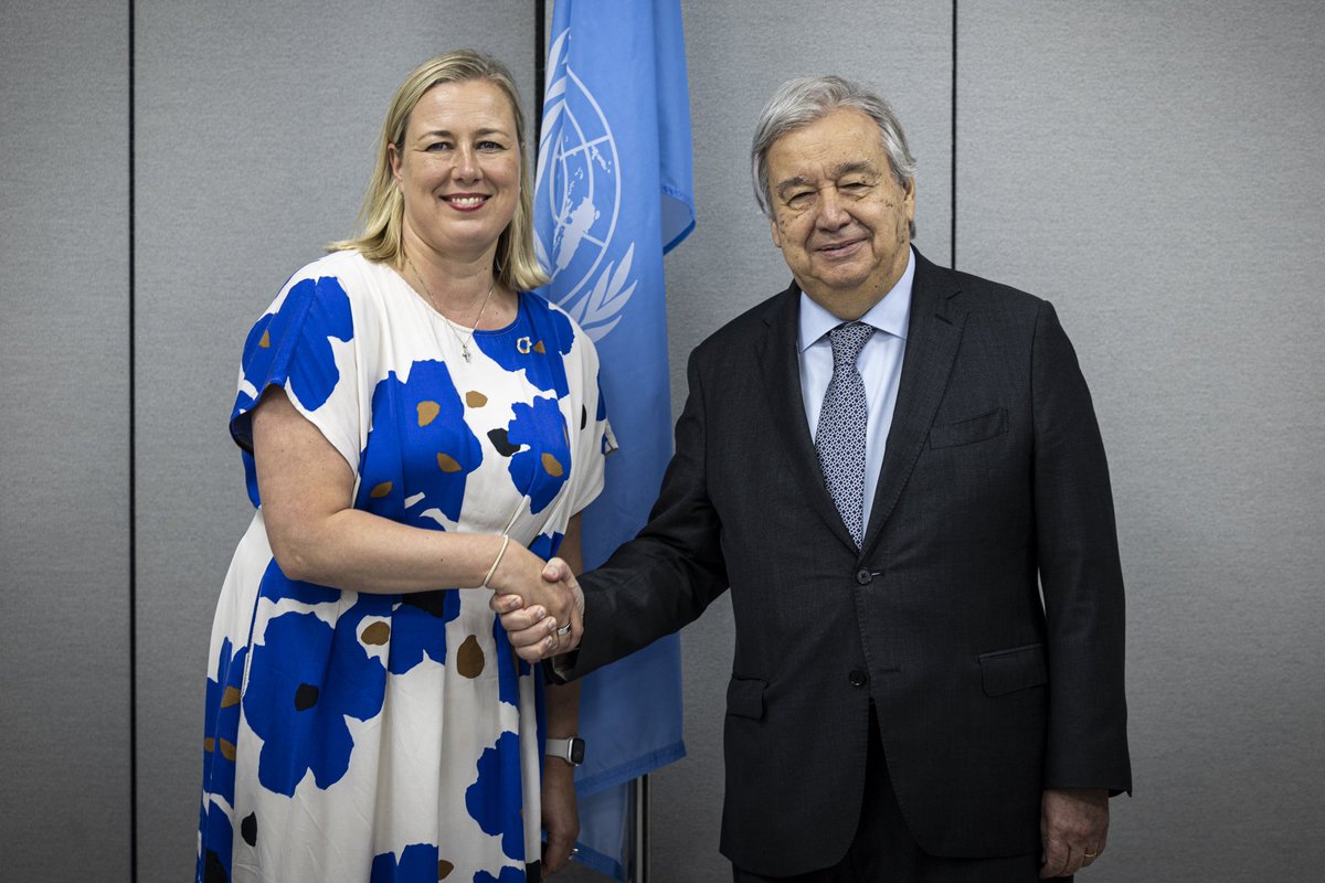 With 🇺🇳 #SummitOfTheFuture approaching, I was happy to talk to Secretary-General @antonioguterres at #SIDS4. 🇪🇺 is committed to contributing to the Summit’s success. We are actively engaging in the discussions about the reform of the international financial architecture.