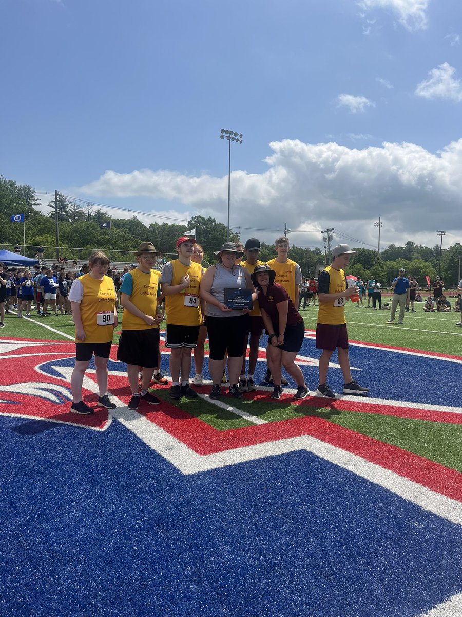 Congrats to Franklin and Chicopee on winning this year’s 2024 Sportsmanship Awards 🤝 #ChooseToInclude #playunified @MIAA033 @FHSSports @FranklinUnified