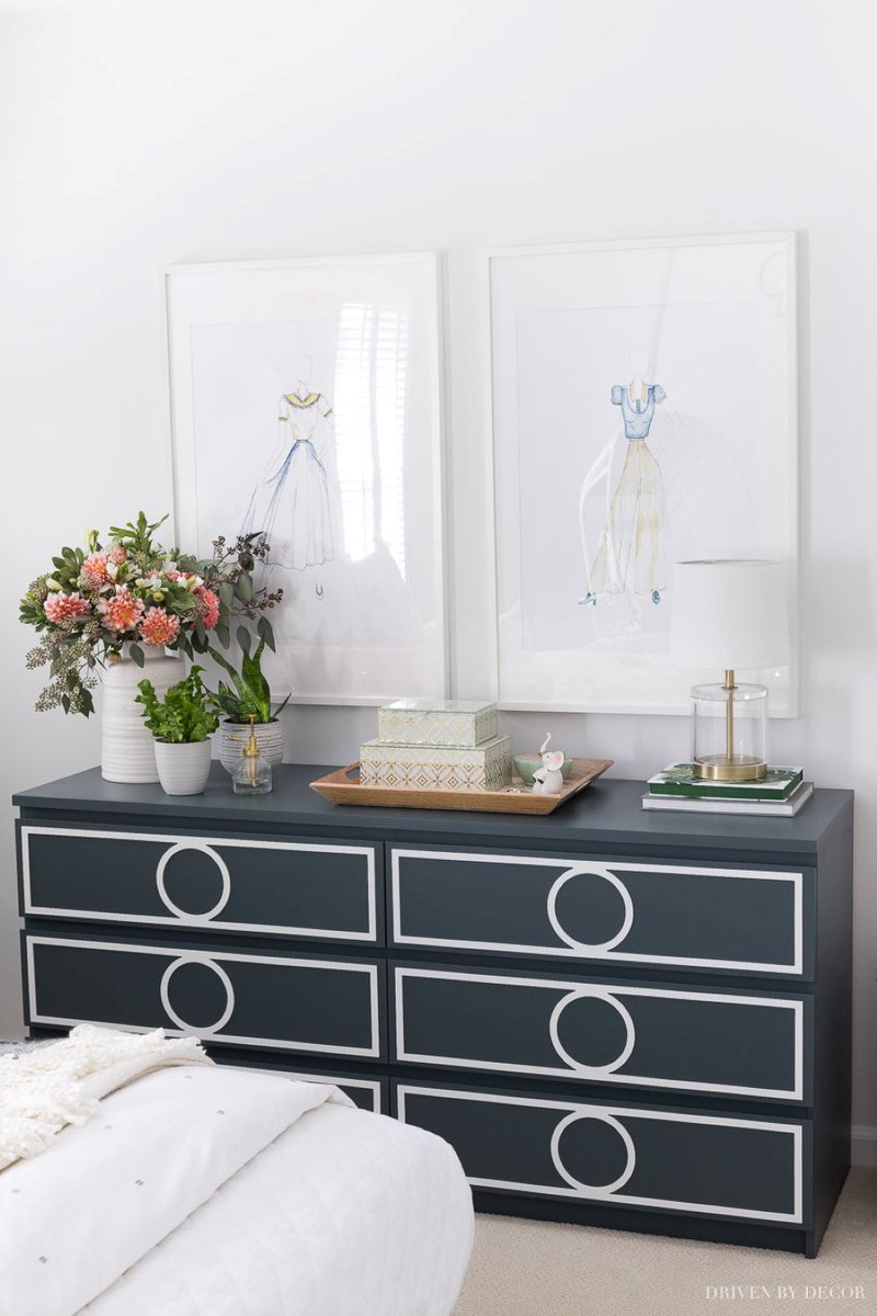 Say hello to our O'verlays fretwork panels dressing up an IKEA Malm dresser. Why be boring when you can infuse some style? 

#ikeahack #ikeahacks #furnituremakeover #furnitureflip #malm #paintedfurniture #repurposedfurniture #fretwork #decorativepanels #ikeadresser