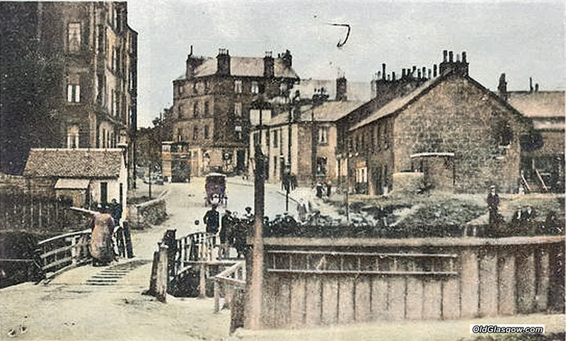 OldGlasgow.com
Cadder Bridge Over the Canal on Balmore Road Glasgow Early 1900's
OldGlasgow.com