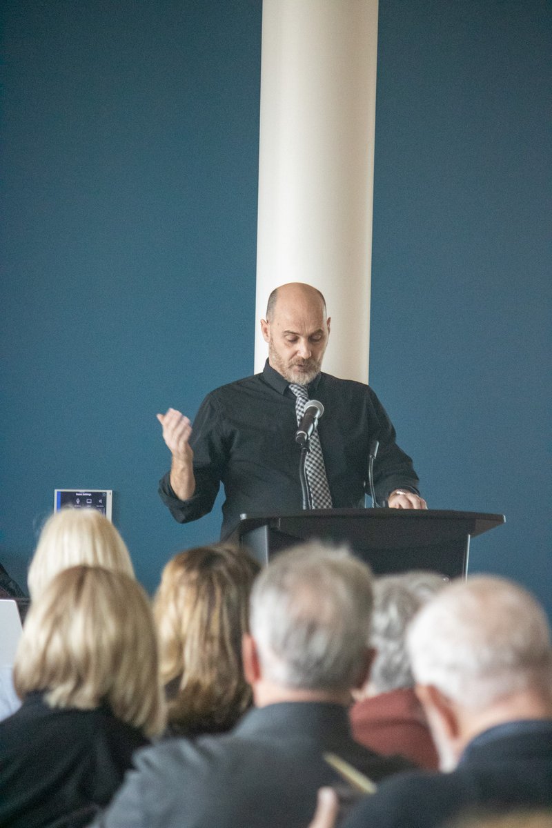 LaurierConEd's tweet photo. Want to teach a subject you love to a room full of engaged learners? Apply to teach a @Laurier lifelong learning lecture for the upcoming year! 

Laurier faculty, staff and those external to Laurier are encouraged to apply 👇
https://t.co/L0MYZqlWA5 https://t.co/3LCLcBWp6S