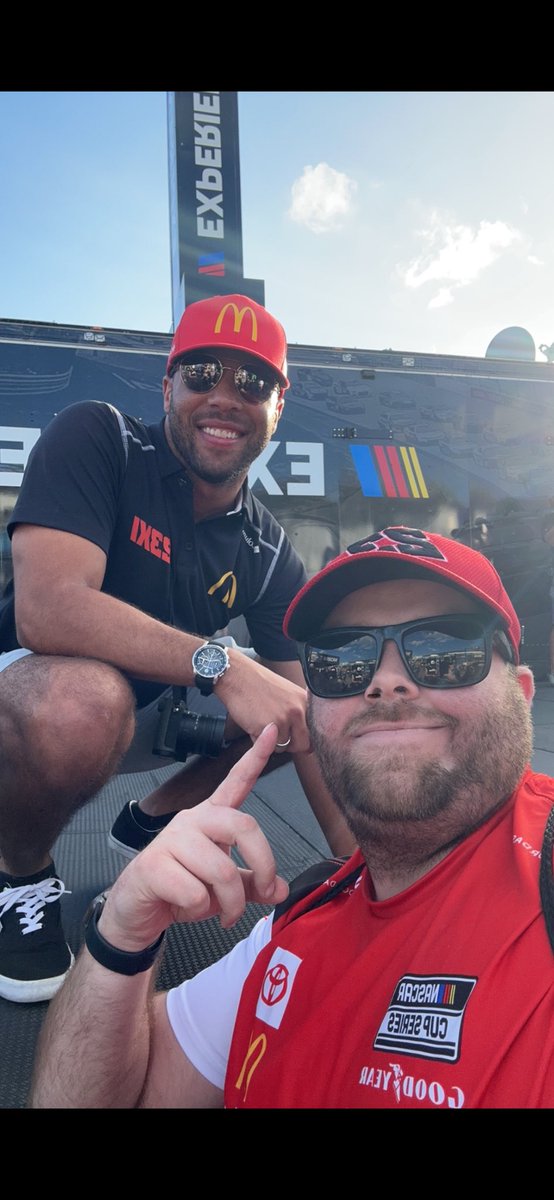 dbruceLFC's tweet photo. No driver I would rather support, @BubbaWallace is always going to be my guy. Always has been and always will be, #IStandWithBubba https://t.co/LXrB35xQNO