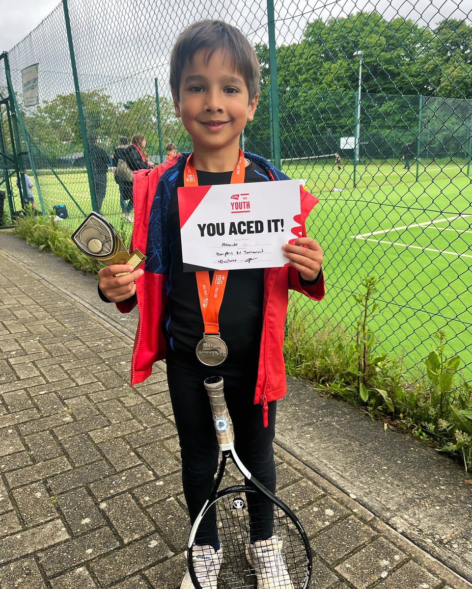 Super work from 6-year-old Alex; inspired by hitting some balls with Edie yesterday, he made his first 8U Grade 5 final at the Hamptons Central & East Tour tournament today! 🥈 Good to see a number of BLTC players competing in both 8U and 9U events there today 👍