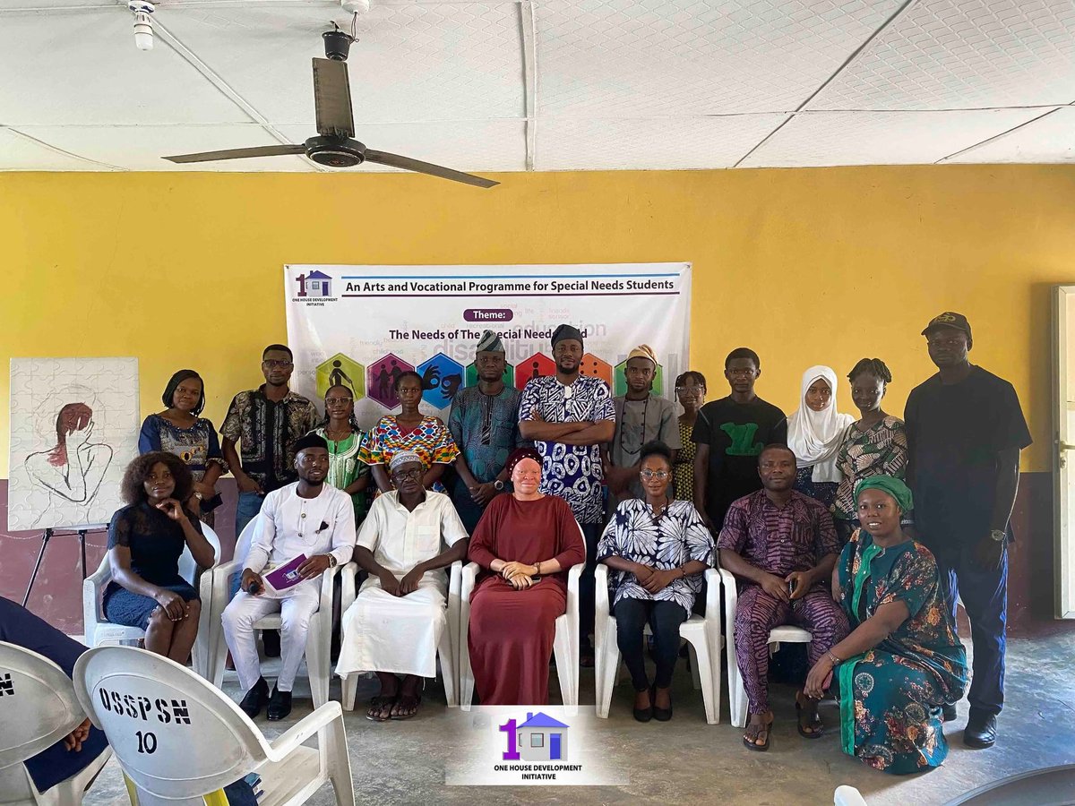 Onab_Art's tweet photo. The theme for the programme; 'The Needs of the Special Needs Child '

#onehouse #specialneeds #inclusiveeducation #Vocation #olusola_oluwanifemi #onabart #dopeblackartist #blackartspace #painting #blackcurators #blackexcellence #blackexistence #seriespainting #blackcurators https://t.co/maMc2NasNb