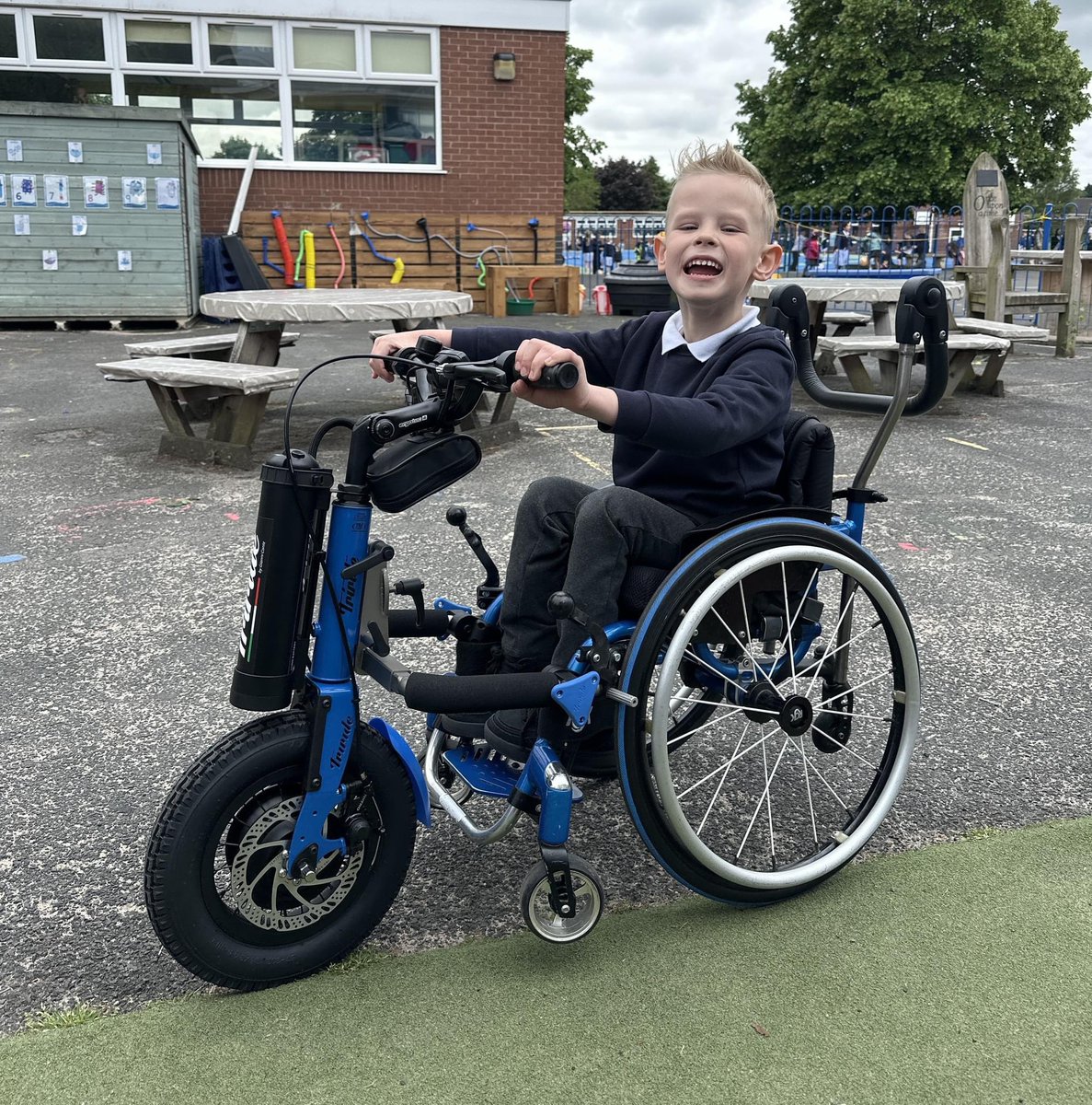 We are over the moon to see Leo take delivery of his new tri-ride wheelchair attachment, supported by the Boparan Charitable Trust. 

The inspirational five-year-old is a full-time wheelchair user living with Spina Bifida.