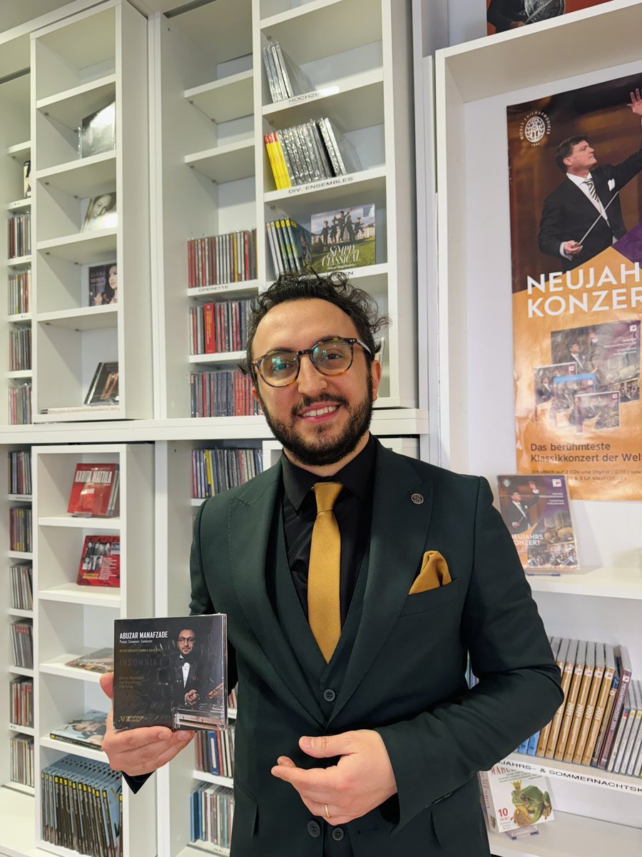 I am delighted to announce our collaboration with DaCapo Klassik & Jazz music store, located in the heart of Vienna, starting today! You can now find my CDs there!

I am looking forward to announcing our upcoming joint projects in the near future!😍🎉🎹💿
#abuzarmanafzade